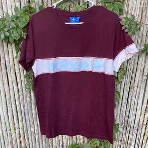 Adidas t shirt l maroon